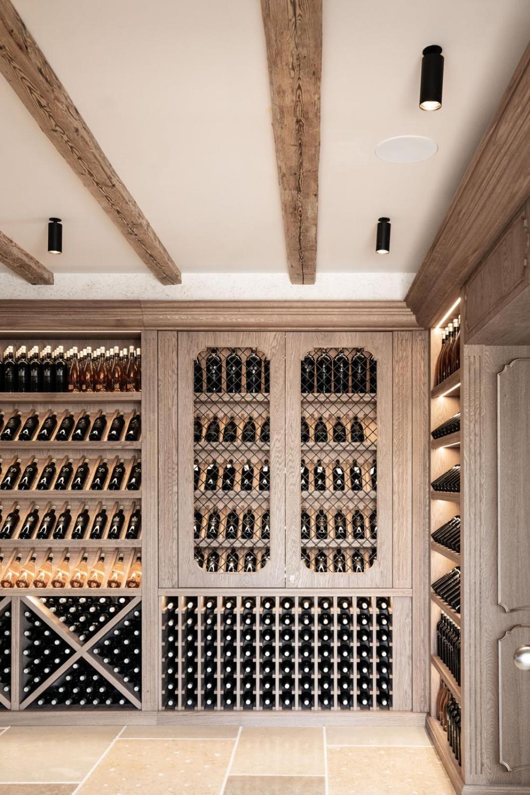 Saints Hills Cantina Visnjan Ngoại thất bức ảnh