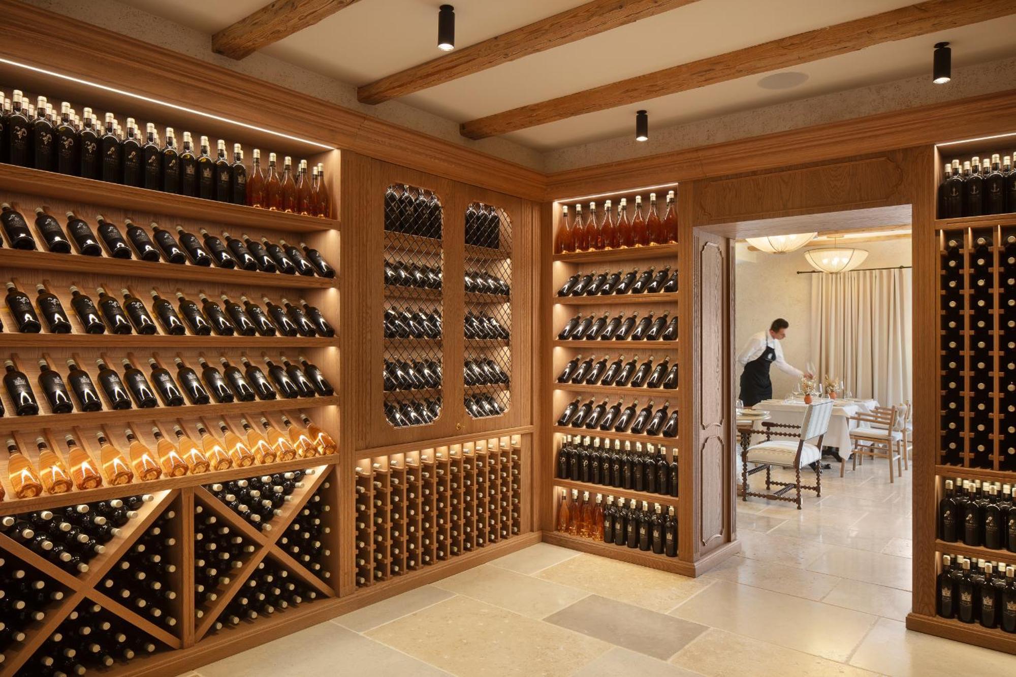 Saints Hills Cantina Visnjan Ngoại thất bức ảnh